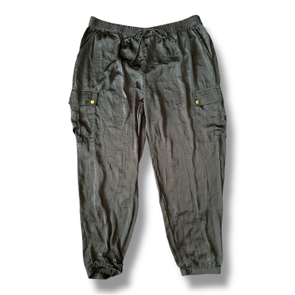 Michael Michael Kors Plus Size Women’s Black Cargo Pants - Picture 1 of 9